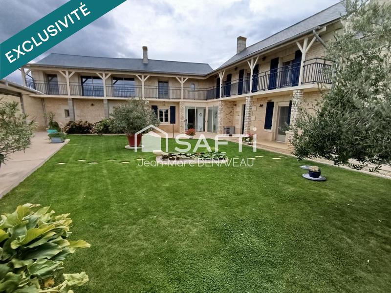 Maison - 220 m² - 8 pièces