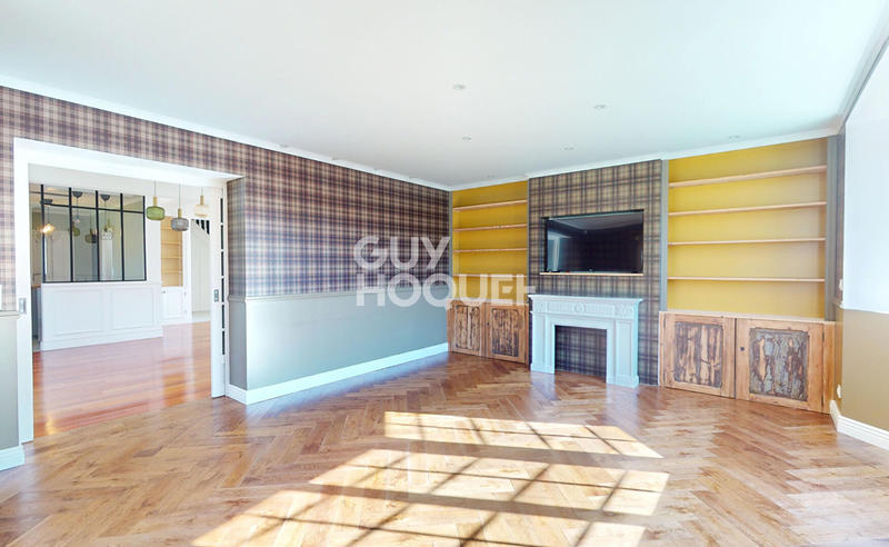 Maison - 182 m² - 7 pièces