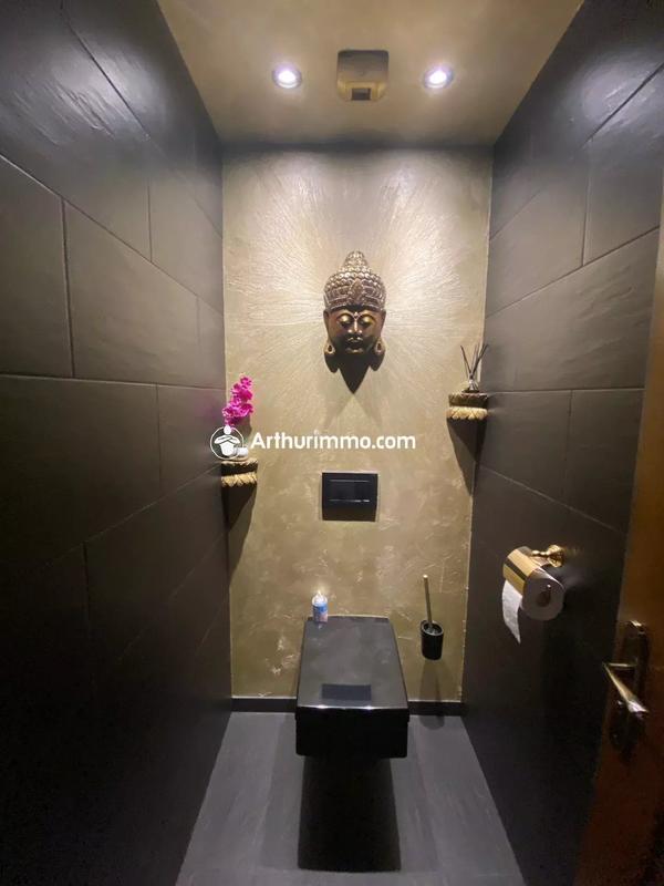 Maison - 167 m² - 4 pièces