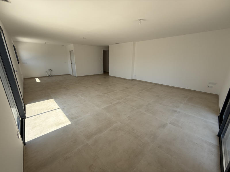 Maison - 144 m² - 5 pièces