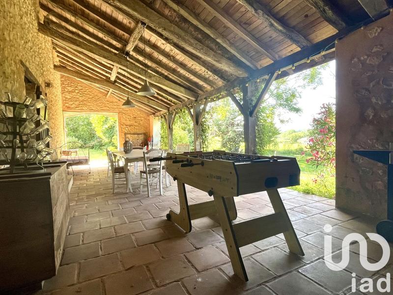 Maison - 298 m² - 9 pièces