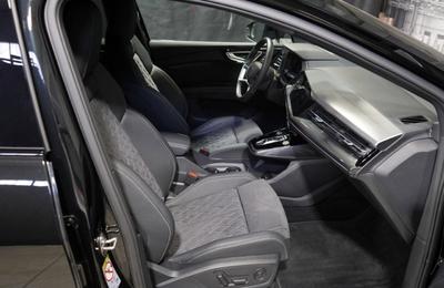 Audi Q4 e-tron Sportback 40 s-Line 204 / Sieges Rs Keyless Caméra de Recul Regulateur Distance