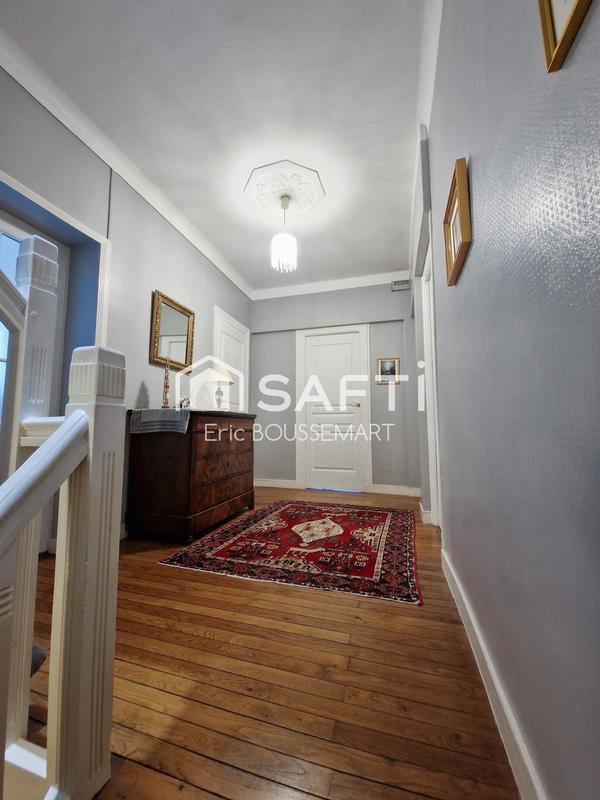 Maison de maîtres - 186 m² - 8 pièces