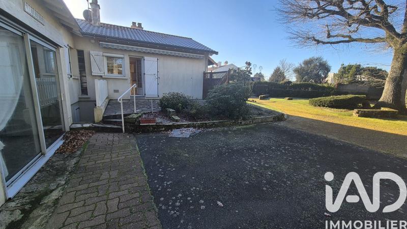 Maison - 99 m² - 5 pièces