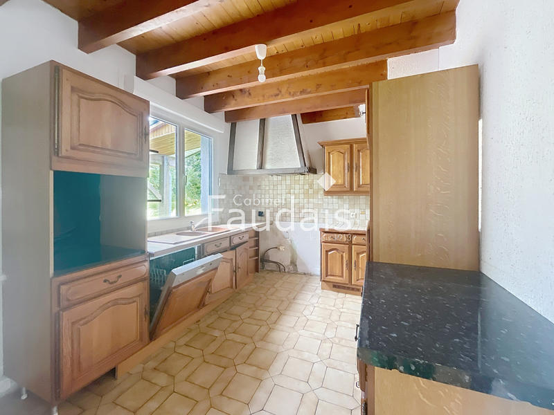 Maison - 122 m² - 6 pièces