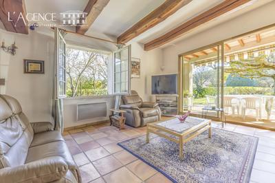 Maison - 139 m² - 6 pièces