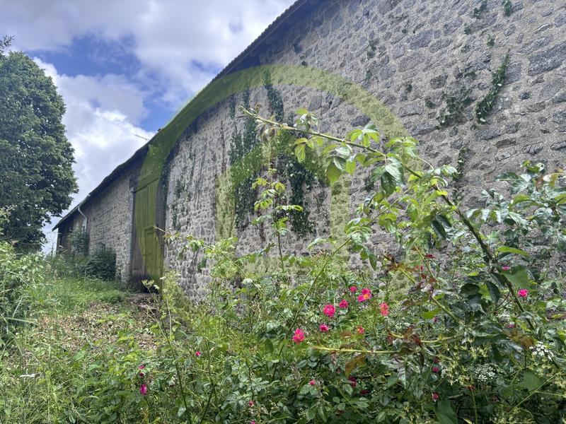 Maison - 306 m² - 6 pièces