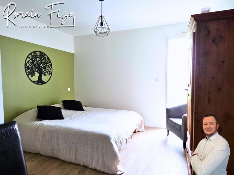 Pavillon - 111 m² - 4 pièces