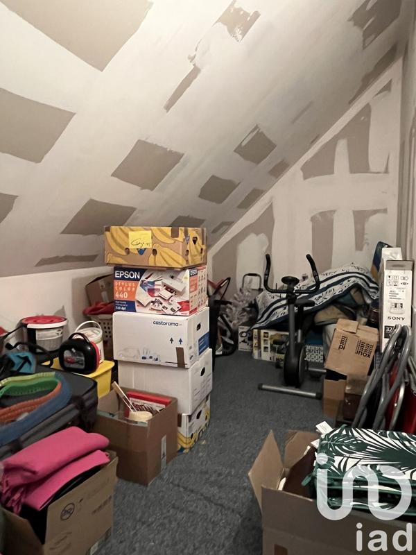 Maison - 93 m² - 5 pièces