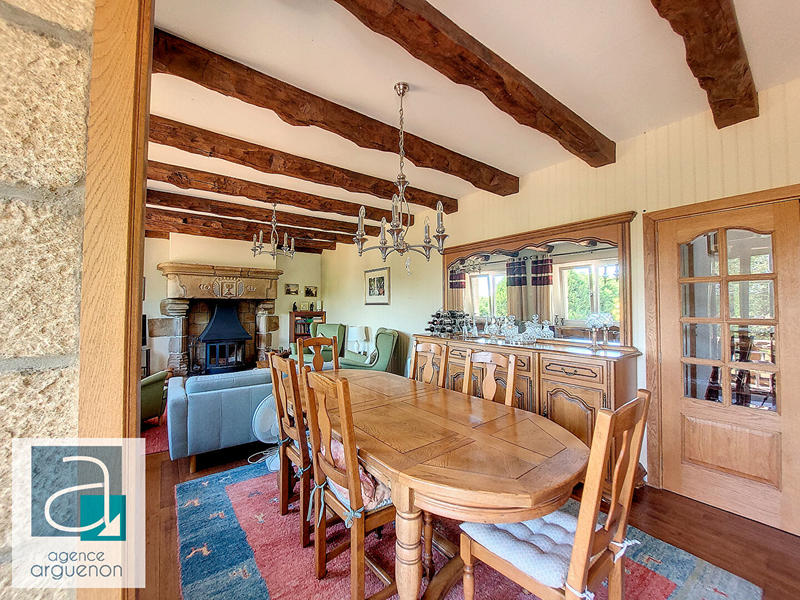 Maison - 129 m² - 8 pièces