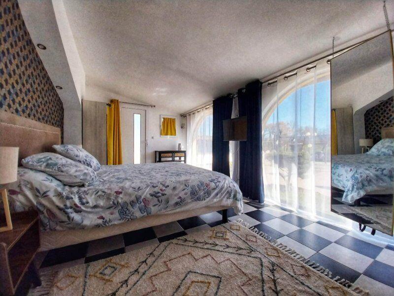 Immeuble - 2 100 m²