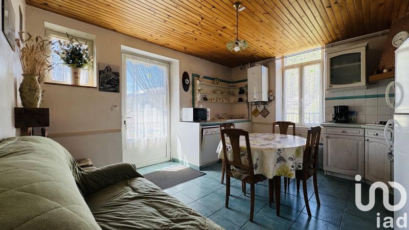 Maison - 375 m² - 13 pièces