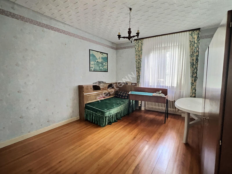 Maison - 151 m² - 6 pièces