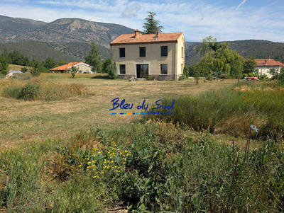 Maison traditionnelle - 126 m² - 6 pièces