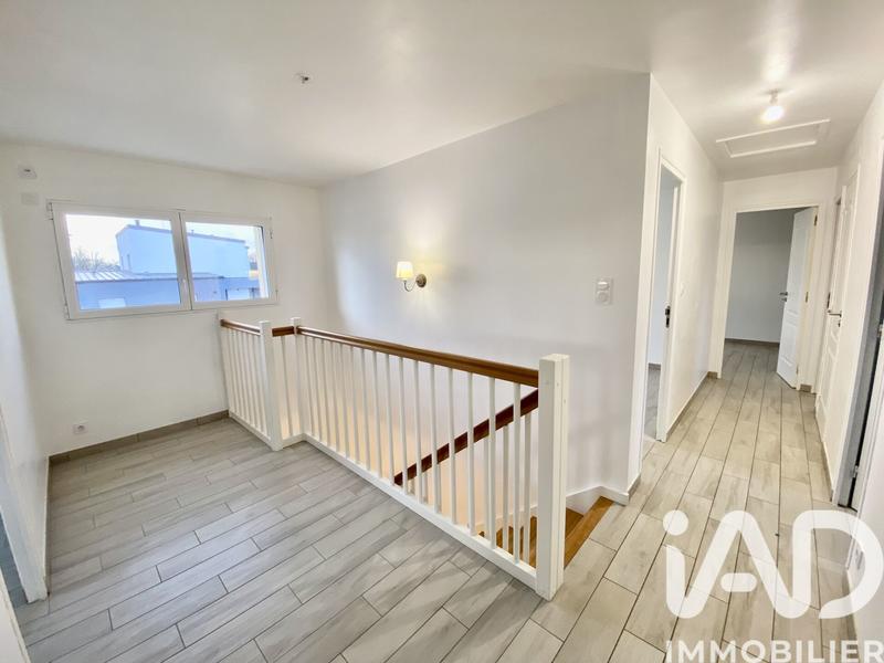 Maison - 197 m² - 9 pièces