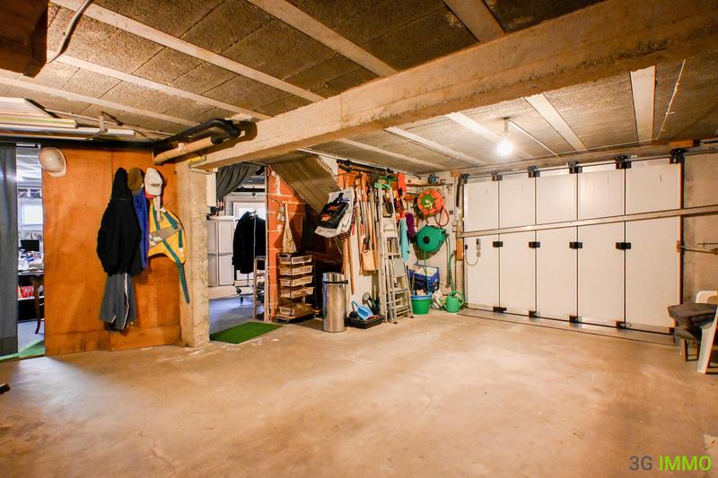 Maison traditionnelle - 148 m² - 6 pièces