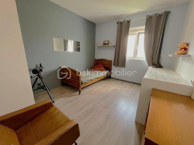 Maison - 137 m² - 6 pièces