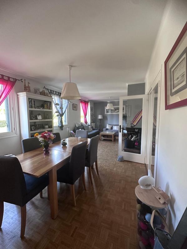 Maison - 143 m² - 6 pièces