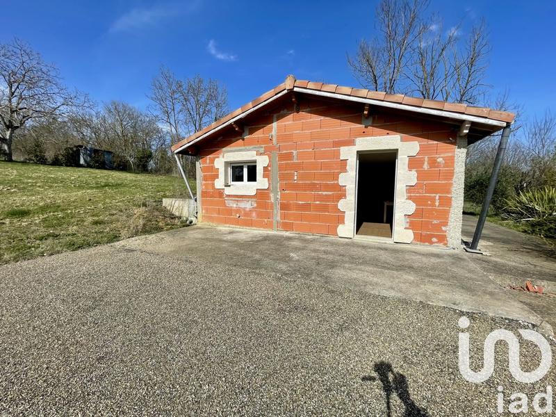 Maison - 235 m² - 6 pièces