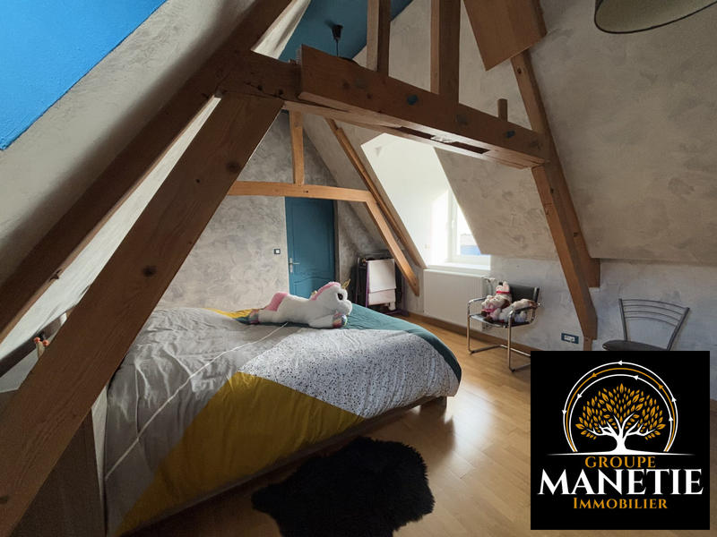 Maison - 226 m² - 8 pièces