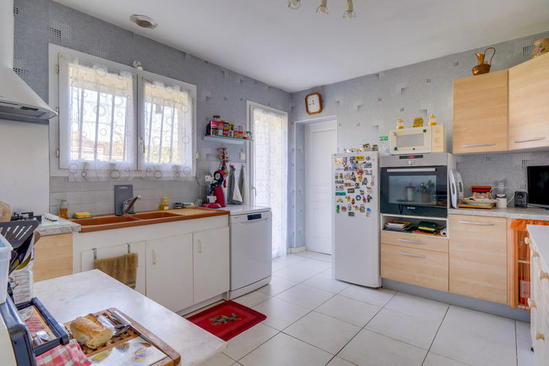 Maison - 102 m² - 4 pièces