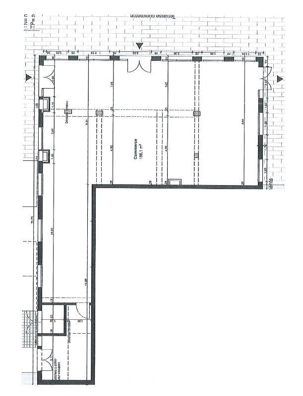 Local commercial - 186 m²