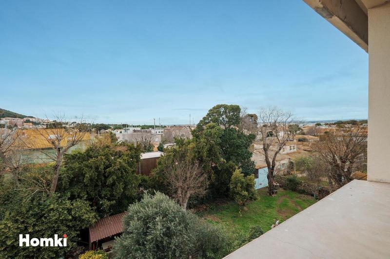 Appartement - 100 m² - 5 pièces