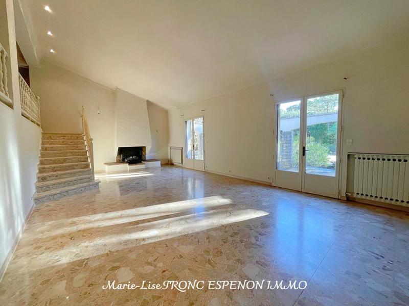 Villa - 194 m² - 7 pièces