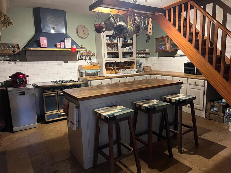 Maison - 209 m² - 7 pièces