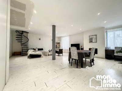 Maison ancienne - 166 m² - 6 pièces