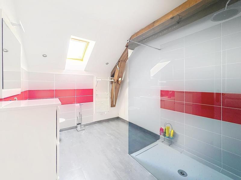 Maison - 155 m² - 6 pièces