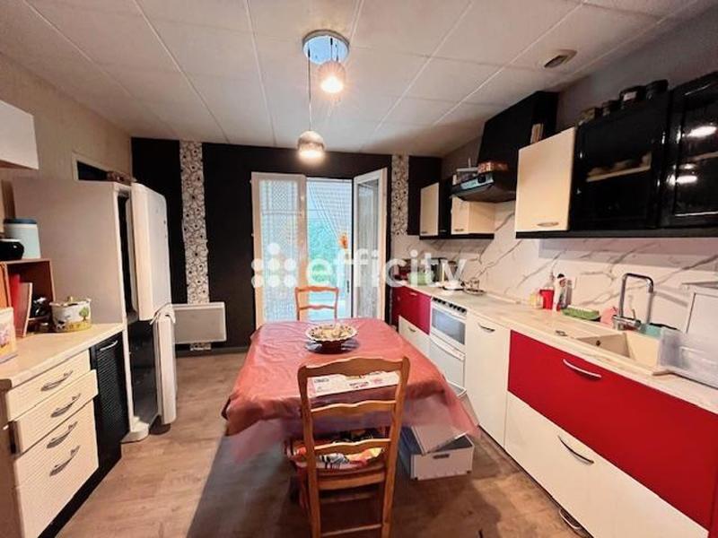 Maison - 115 m² - 6 pièces