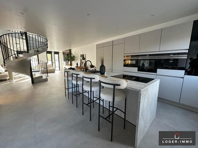 Maison - 190 m² - 6 pièces