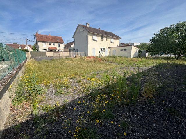 Parking / Garage - 360 m²