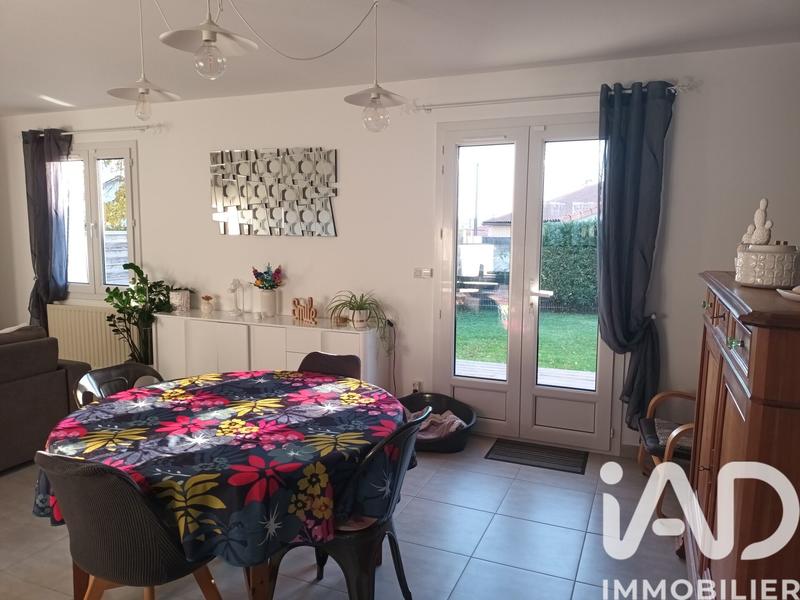 Maison - 90 m² - 4 pièces