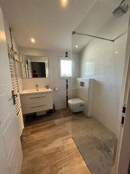 Appartement - 100 m² - 4 pièces