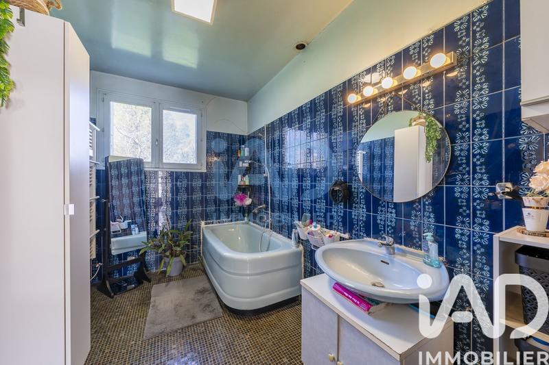 Maison - 145 m² - 6 pièces