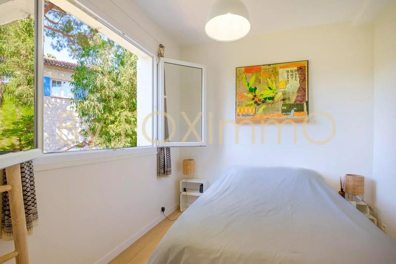 Maison - 211 m² - 6 pièces