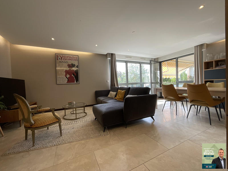 Appartement - 105 m² - 4 pièces