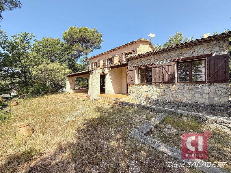 Maison - 163 m² - 5 pièces