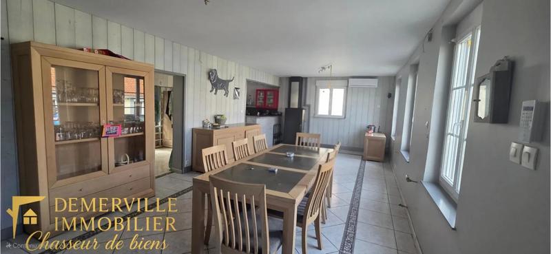 Maison - 153 m² - 7 pièces