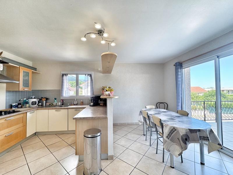 Maison - 164 m² - 6 pièces