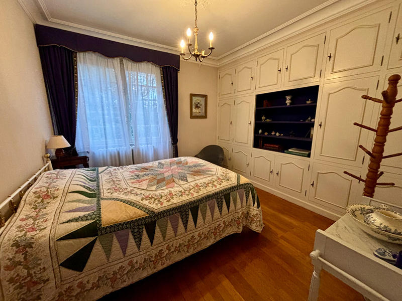 Maison - 213 m² - 7 pièces