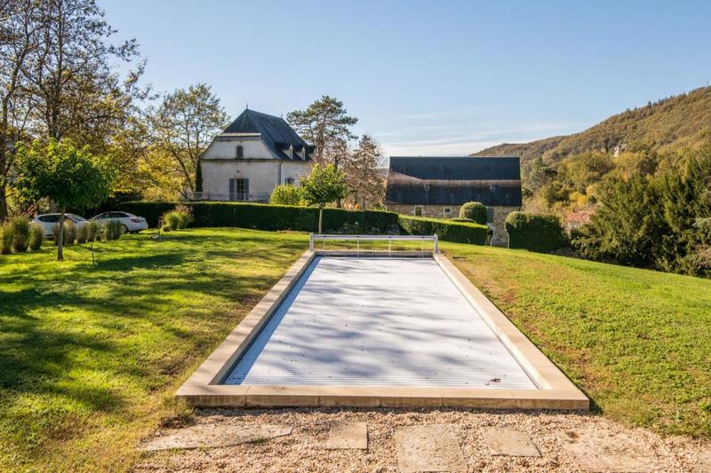 Maison de maîtres - 600 m² - 13 pièces
