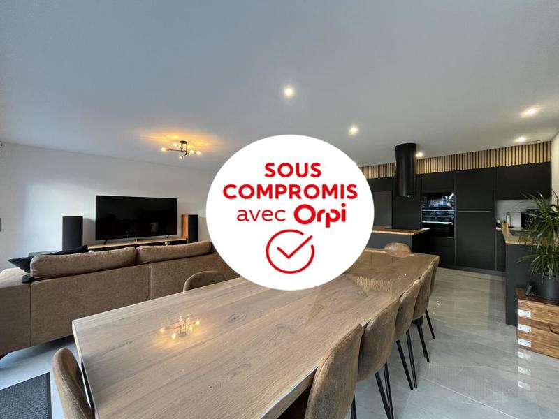 Maison - 137 m² - 5 pièces