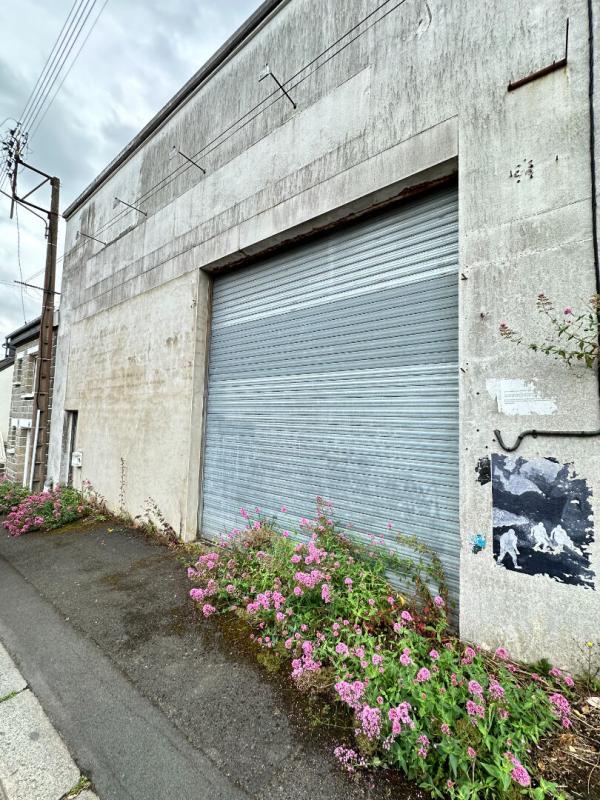 Appartement - 450 m² - 1 pièce