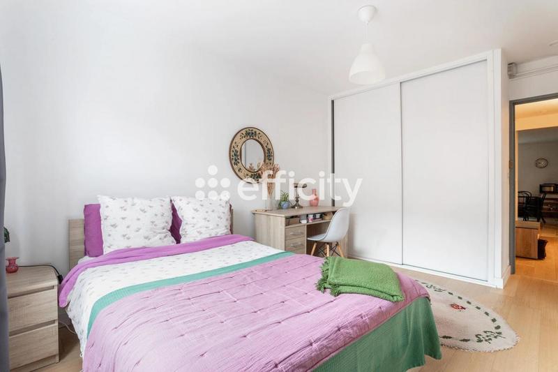 Appartement - 120 m² - 5 pièces