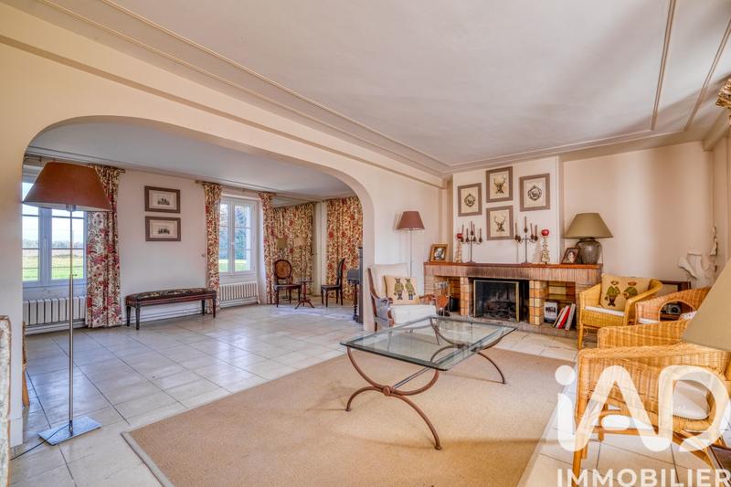 Maison - 300 m² - 10 pièces