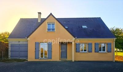 Maison - 140 m² - 8 pièces