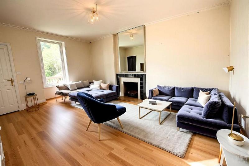 Maison - 170 m² - 6 pièces